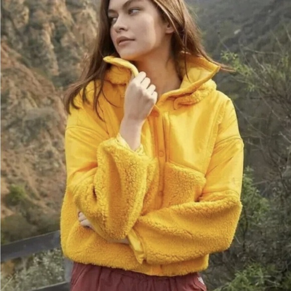 FP Movement Free People Adventure Awaits Sherpa Fleece Jacket Bright Yellow - Picture 2 of 12